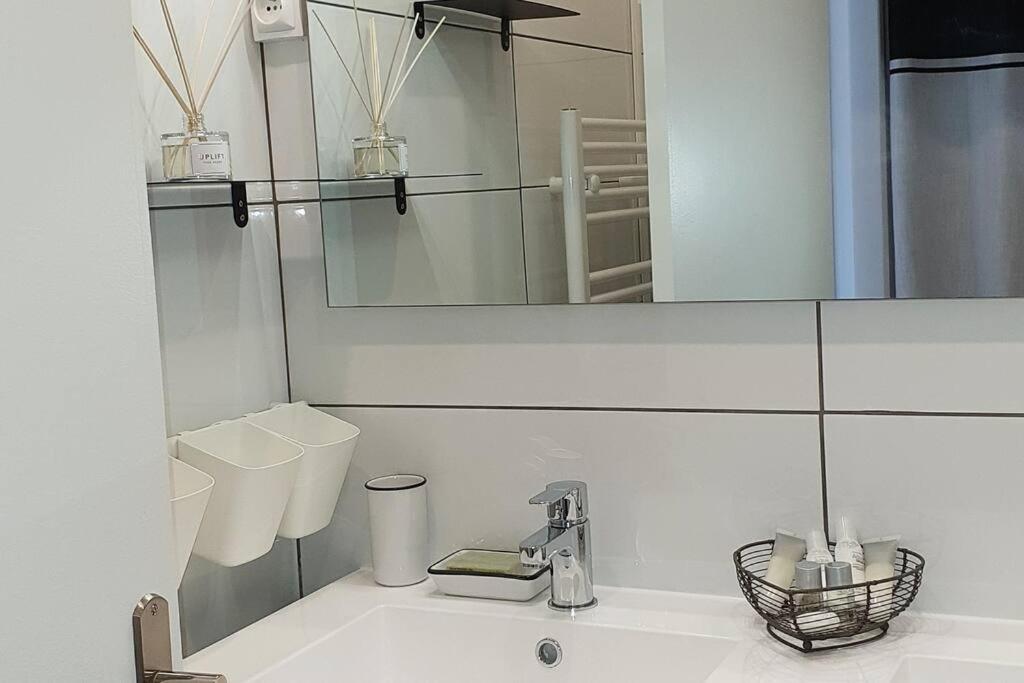 Apartment Le Doux Voyage T3, Vue Mer, Wi Fi, Parking Gratuit